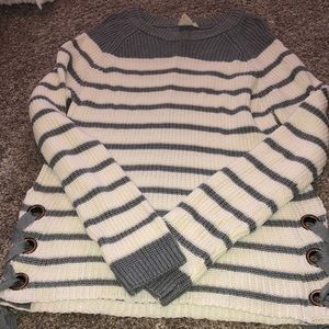 Pink Owl Brand Sweater Size Medium